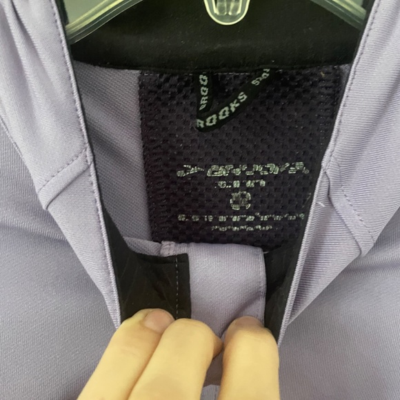 Women’s medium Brooks jacket - Picture 2 of 2